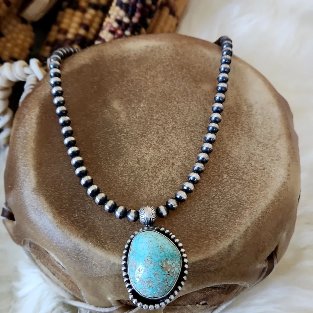 Besutuful NWT Native American Navajo Turquoise Pendant & Pearl Necklace 🩵🩶♥️🎁 - Picture 10 of 16